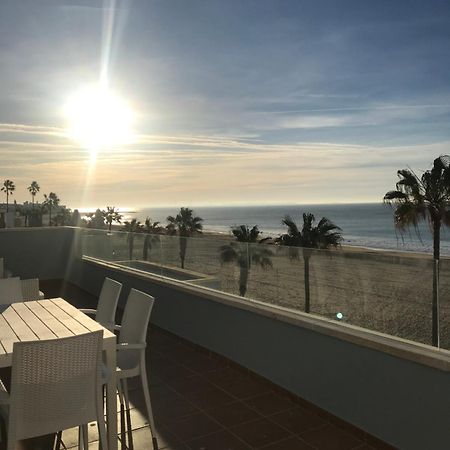 Atico Al Sol En Primera Linea De Playa Daire Rota Dış mekan fotoğraf