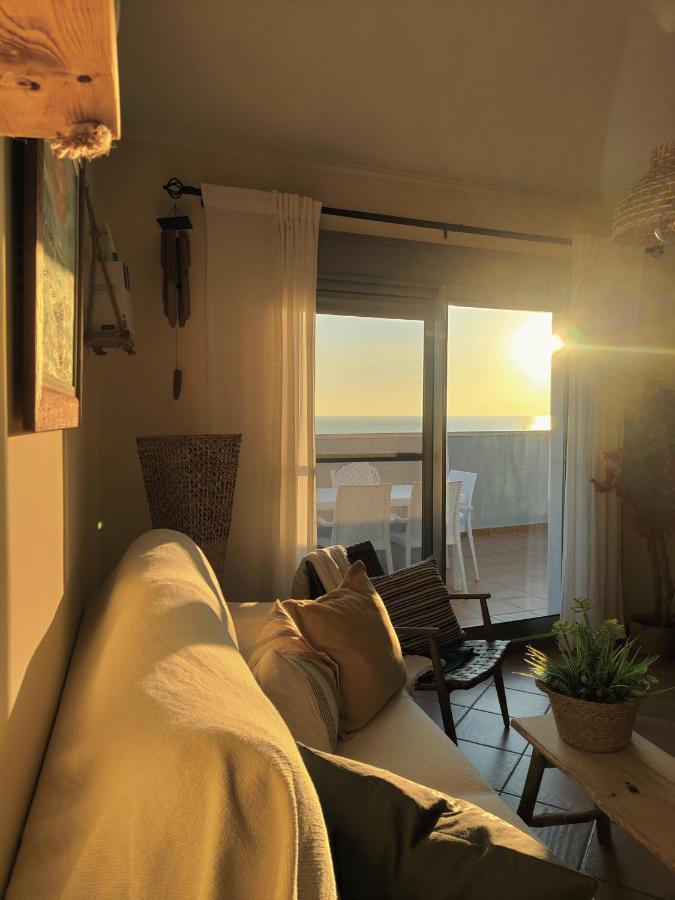 Atico Al Sol En Primera Linea De Playa Daire Rota Dış mekan fotoğraf